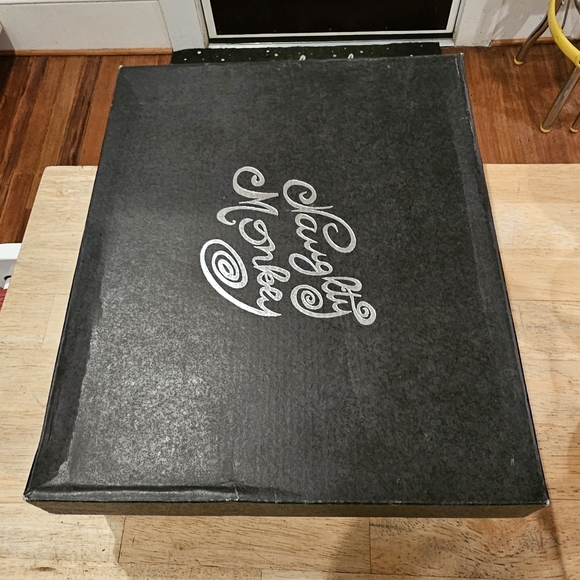 NIB Naughty Monkey Belly Up Tan Ankle Boots w/ Brown Strap & Gold Accents Size 9 - Picture 10 of 10